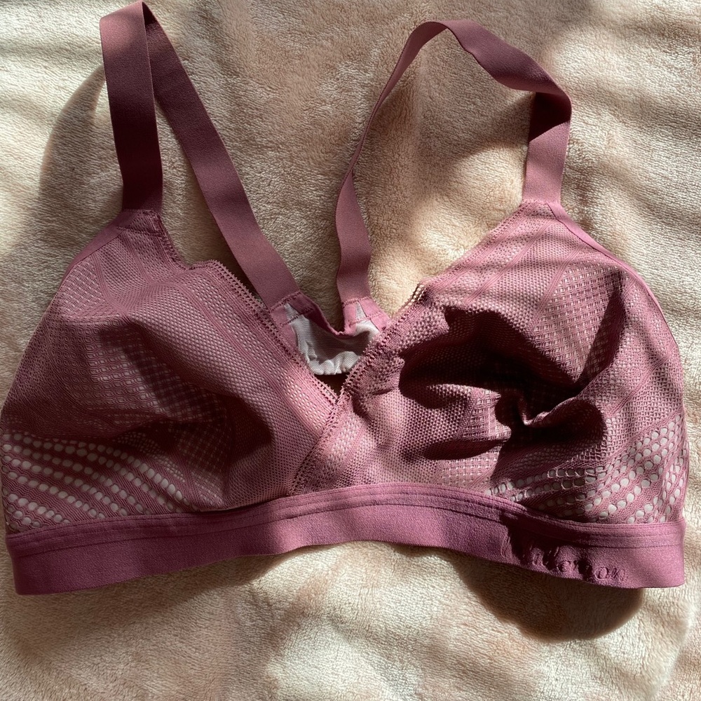 Lululemon bra